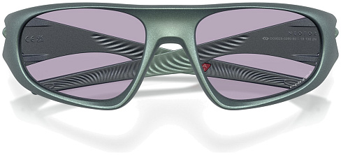 Oakley OO 9528 952802