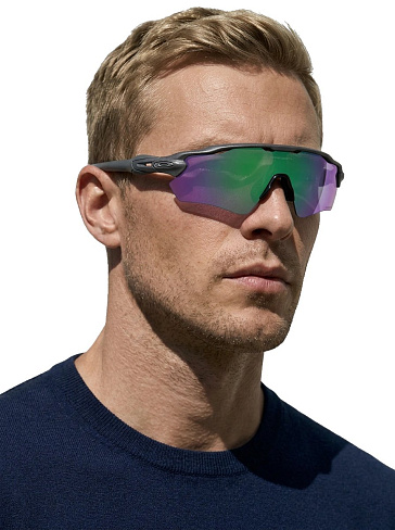 Oakley OO 9208 9208A1