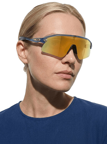 Oakley OO 9517 951705