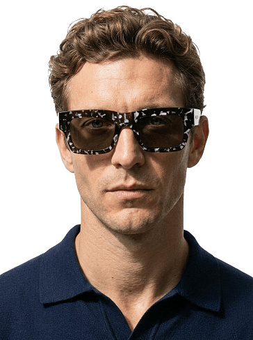 Alexander McQueen AM0508S 002