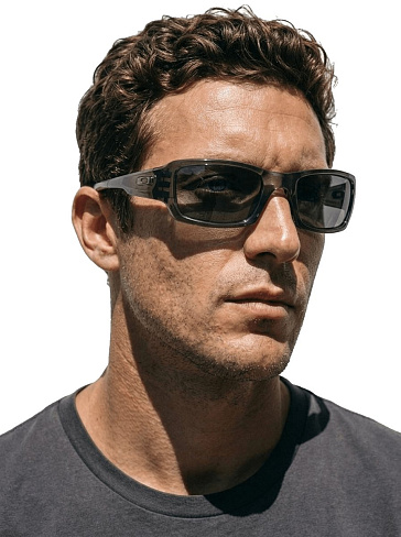 Oakley OO 9238 923805