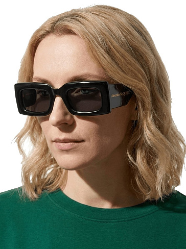 Alexander McQueen AM0433S 001