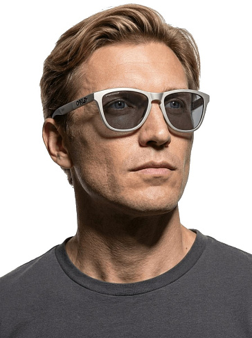 Oakley OO 9284A 928415