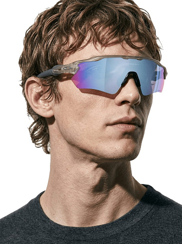 Oakley OO 9208 9208F6