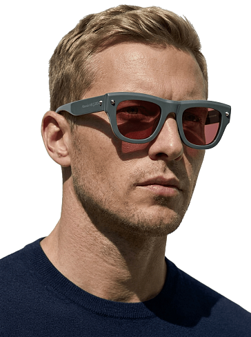 Alexander McQueen AM0425S 004
