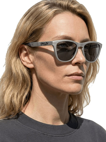 Oakley OO 9284A 928415