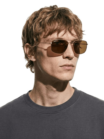 Ray-Ban RB 3779 001/57