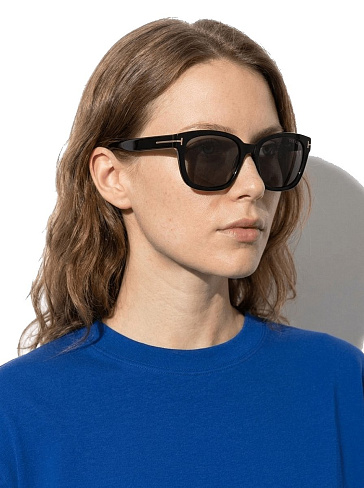 Tom Ford FT1216 01A