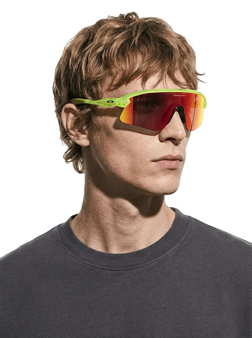 Oakley OO 9517 951703