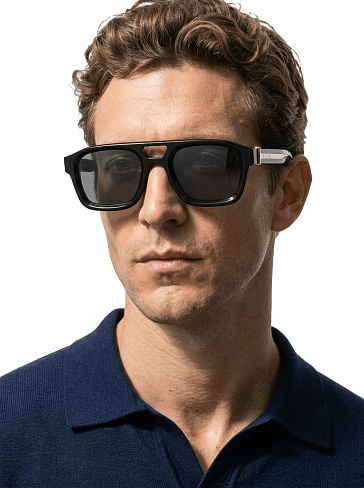 Alexander McQueen AM0505S 001